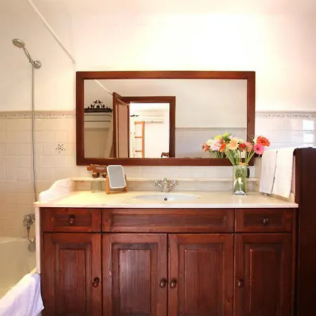 Seguinot Вілла *