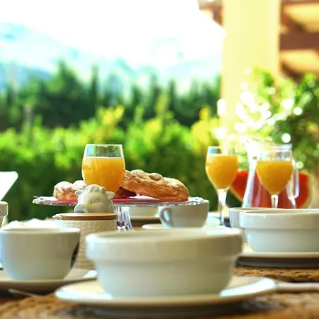 Seguinot فيلة بويينسا